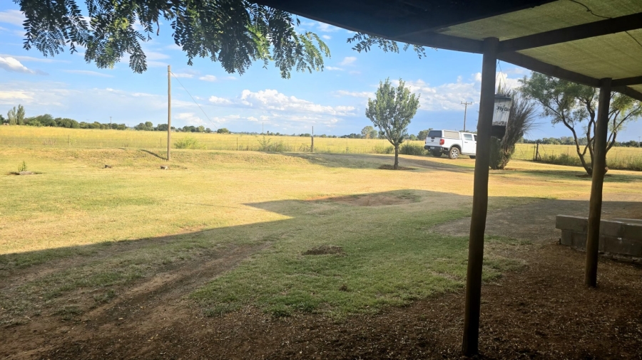 Commercial Property for Sale in Bainsvlei Free State